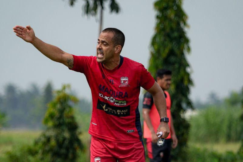 Fabio Lefundes Resmi Tangani Java United, Siap Bangun Tim Kompetitif di Super League 2026/2027