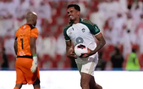 Al-Ahli Kalahkan Al-Anwar 2-0 di Piala Raja Arab Saudi