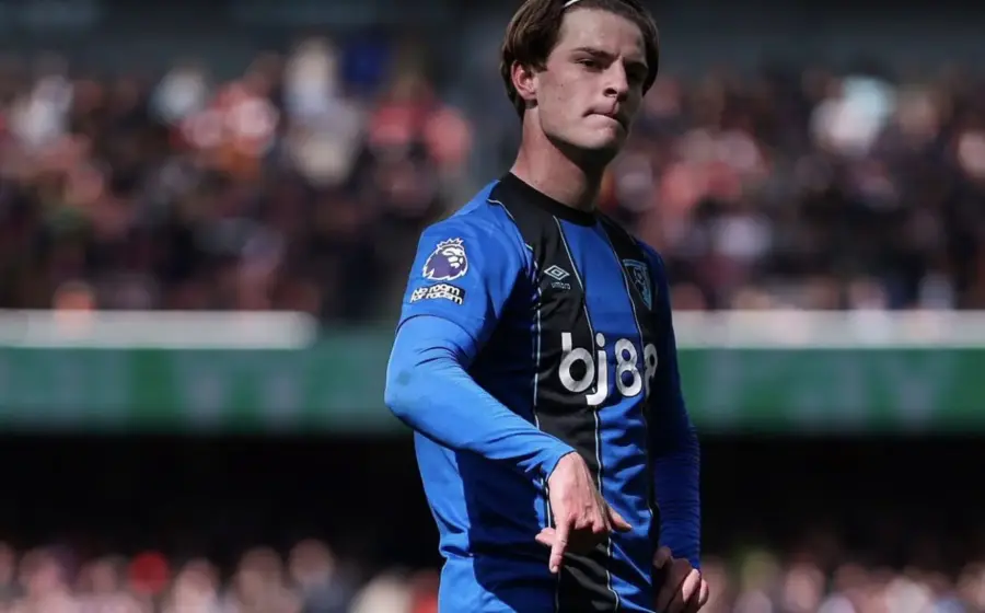 Bournemouth Tutup Pintu Kepergian Alex Scott: Kunci Proyek Musim Ini