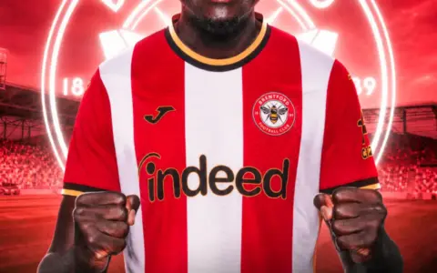 Brentford Sepakat Rekrut El Hadji Malick Diouf dari West Ham Rp830 Miliar