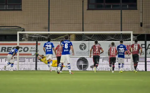 Cremonese Kalahkan Sampdoria 2-0 di Coppa Italia