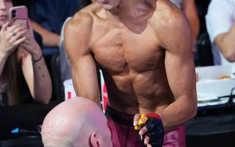 Bilal Hasan Resmi Dapat Kontrak UFC Usai TKO 45 Detik