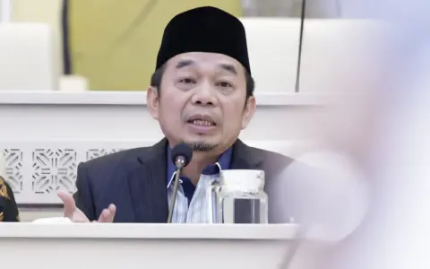 Syarat Mutasi ASN 10 Tahun Dinilai Terlalu Berat, DPR Minta LAN Kaji Ulang