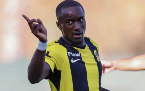 Leverkusen Fokus Jual Diaby ke Al Ittihad, Poku ke Besiktas