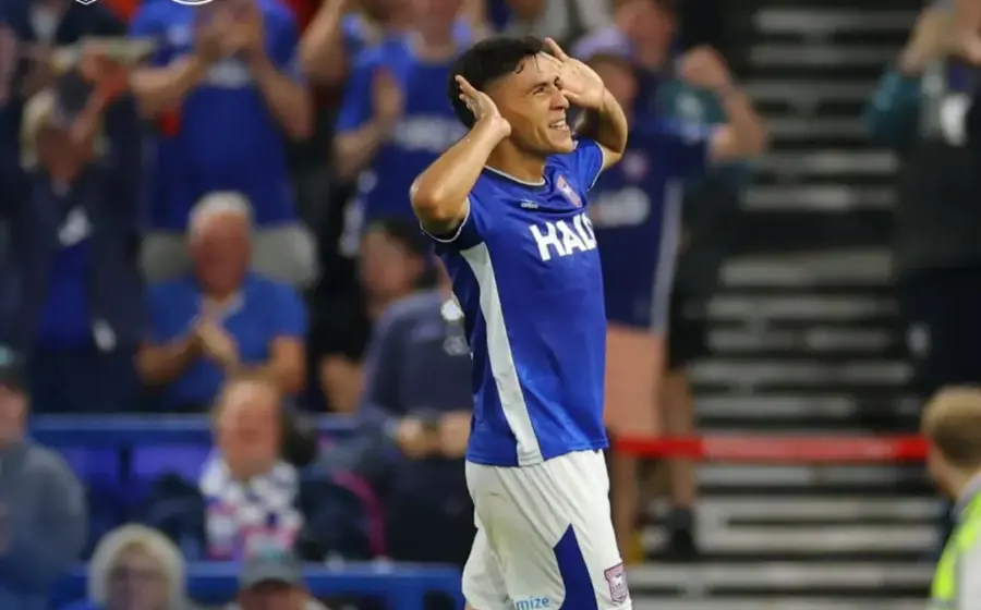 Ipswich Town Kalahkan Leicester City 3-1 di Carabao Cup