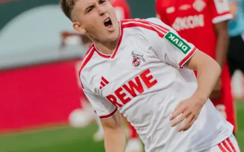 FC Köln Lolos di DFB Pokal, Wolfsburg Tertahan 2-2