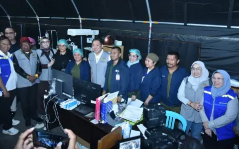 Komisi IX DPR Tinjau Penanganan Pascagempa Flores