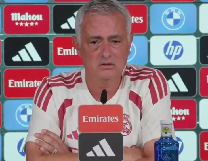 Mourinho soal Rodri ke Barcelona: Bukan Kebutuhan, Hanya Pelengkap