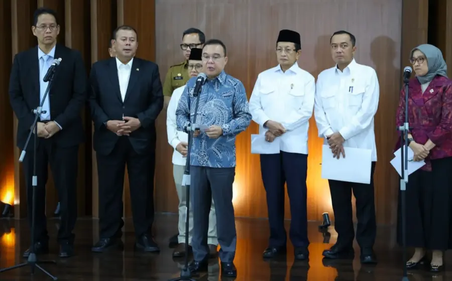 DPR-Pemerintah Sepakati Status PPPK Guru, Buka Peluang Jadi PNS