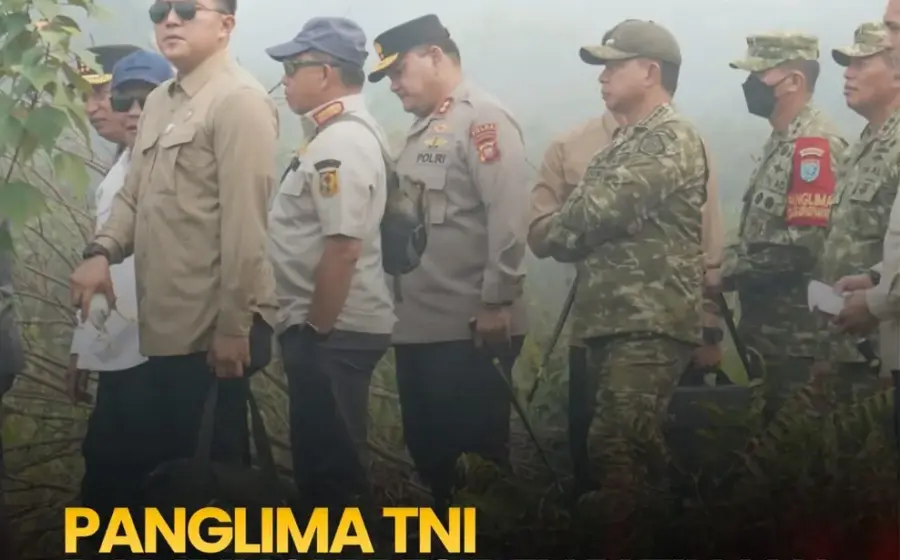 Prabowo Tinjau Penanganan Karhutla di Kalimantan Barat