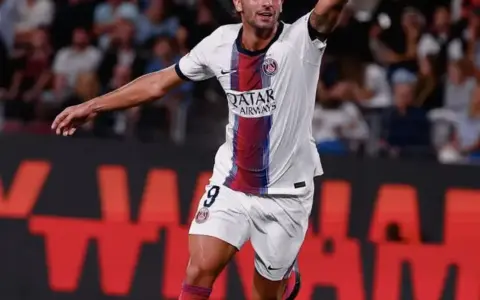 Ferran Torres Brace di Debut, PSG Ditahan Rennes 2-2