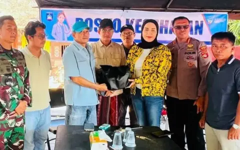 Kebakaran Desa Adat Sade: 120 Rumah Hangus, Waka DPR Turun