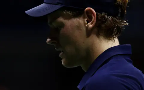 Jannik Sinner Mundur dari US Open 2026 karena Cedera Lutut