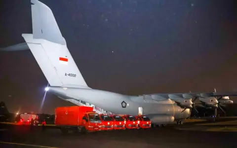TNI AU Distribusikan 72 Ton Bantuan untuk Warga Terdampak Gempa NTT